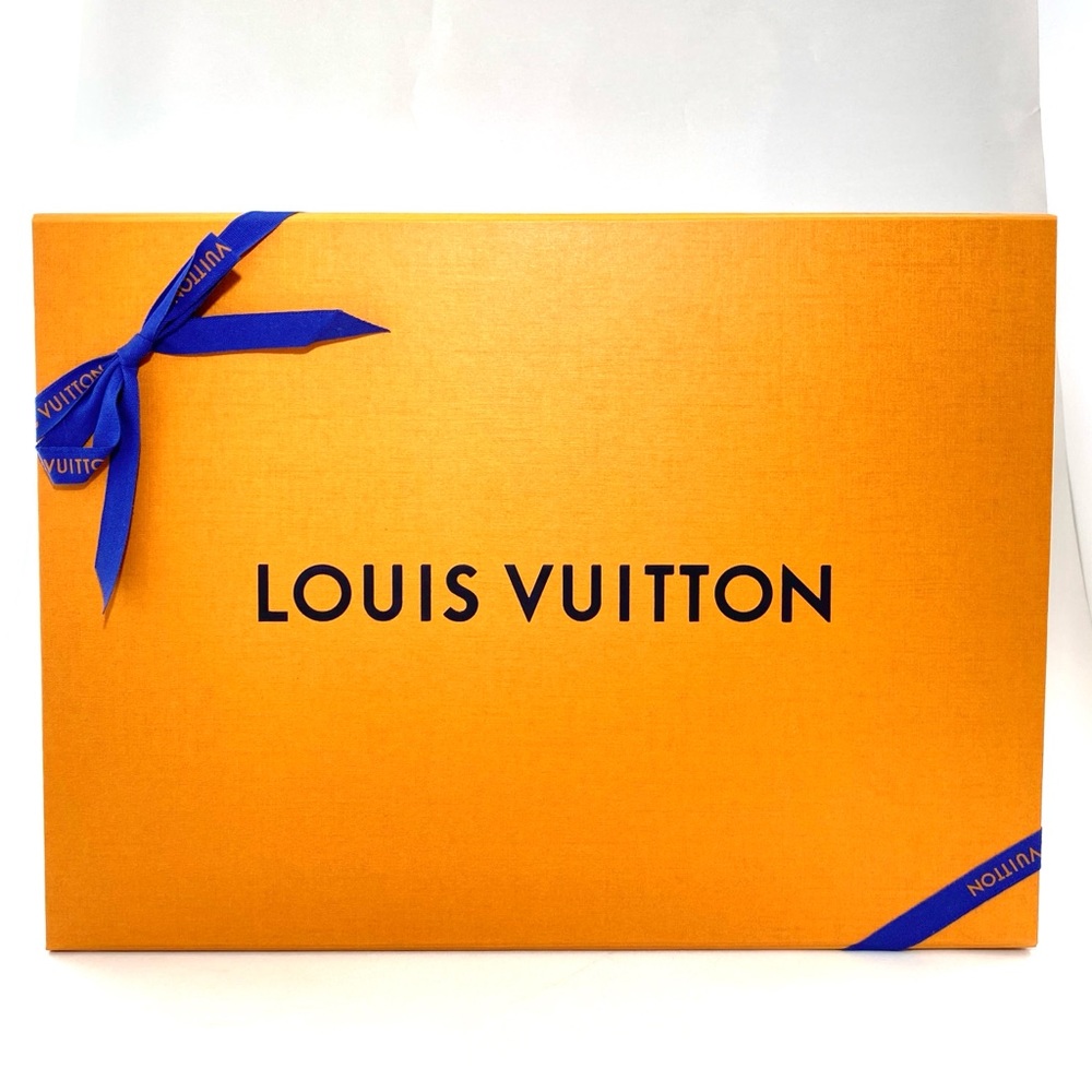 LOUIS VUITTON Gift Box
